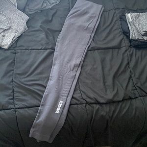 GYMSHARK Large Charcoal Power Down Leggings